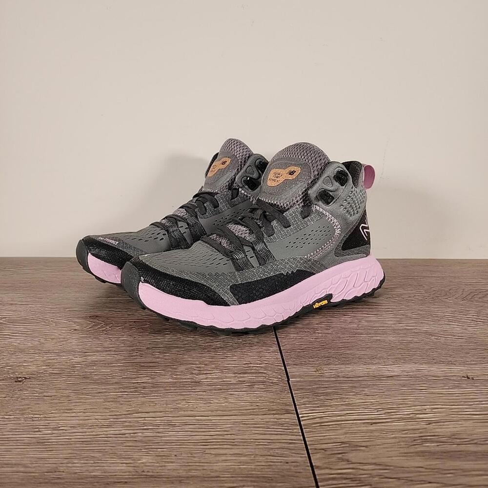 New Balance Women's Size US 8.5 Fresh Foam x Hierro HT Mid Top Black Purple